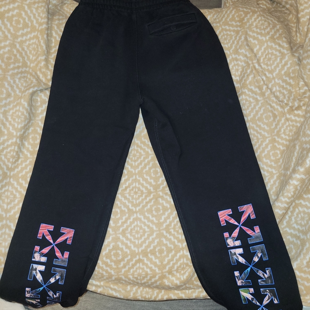 Off-White Caravaggio Sweatpants (LikeNew)